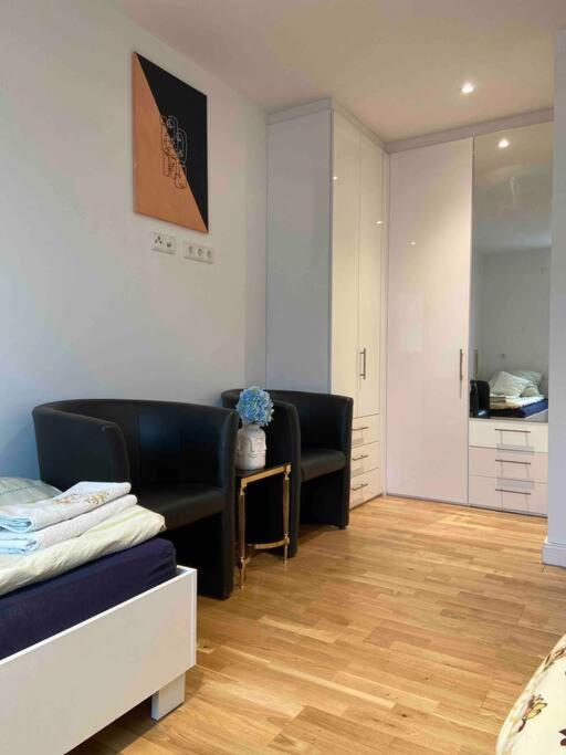 Luxury Apartment With Air Conditioning & Jaccuzzi Near Frankfurt Wiesbaden Hofheim am Taunus Exterior photo