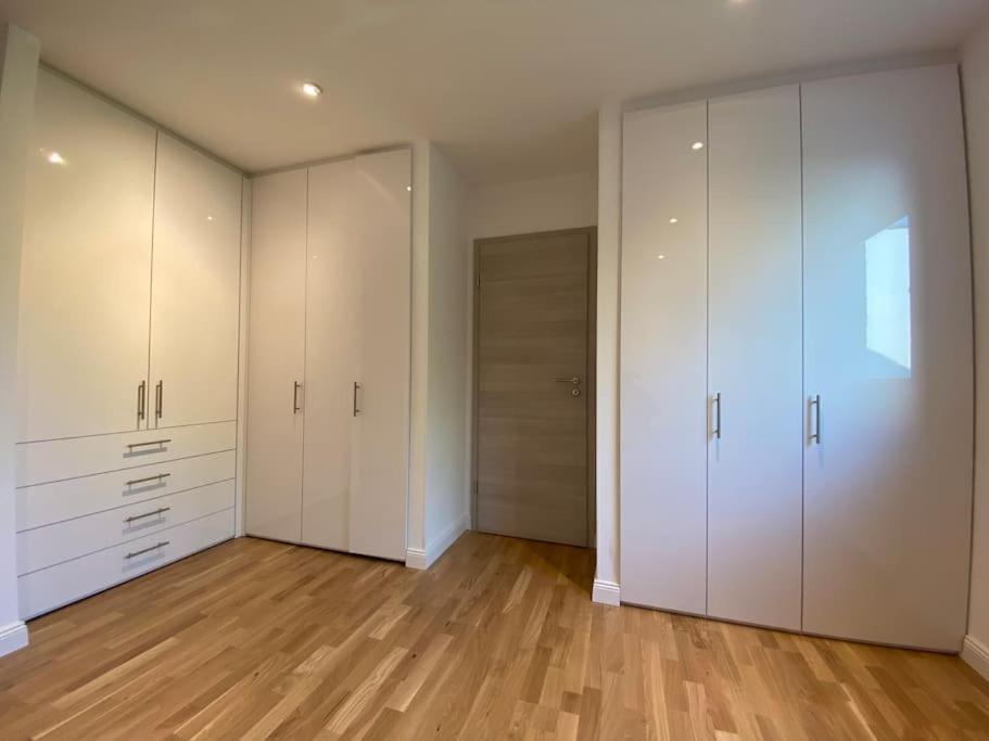 Luxury Apartment With Air Conditioning & Jaccuzzi Near Frankfurt Wiesbaden Hofheim am Taunus Exterior photo